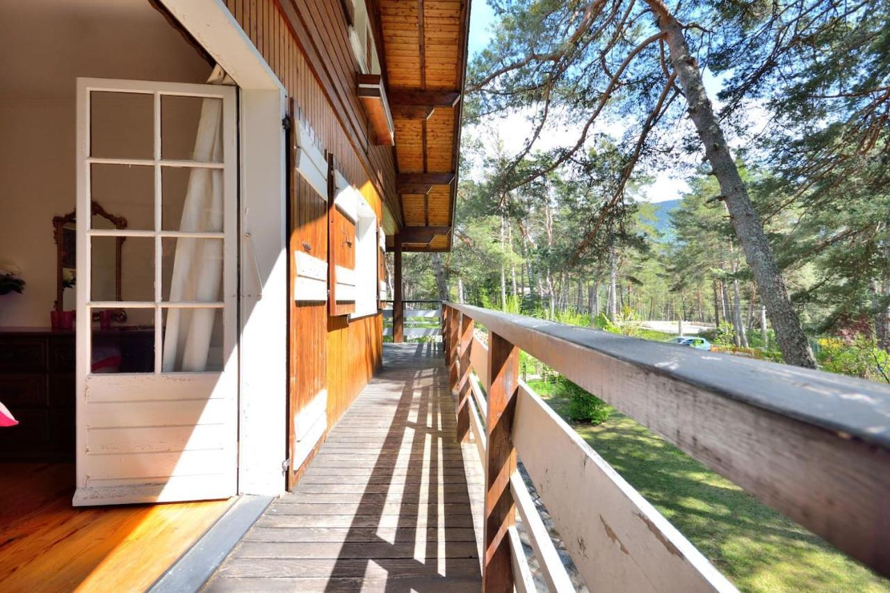 Large Riverside Chalet Near Gorges Du Verdon La Bastide  Buitenkant foto